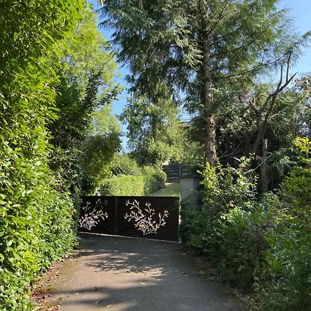 シャレー La Parenthese Enchantee